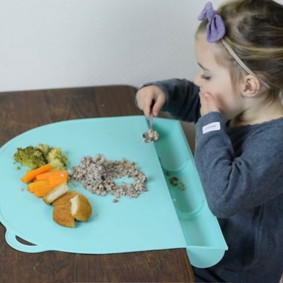 NIP UpwardBaby Original Food-Catching Placemat w/pull-tab Release, Cool Mint - Picture 10 of 10